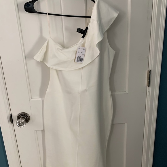 One shoulder cotton dress. NWT. - Picture 4 of 4